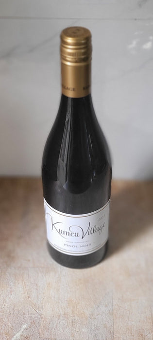 Kumeu Village Pinot Noir 2022